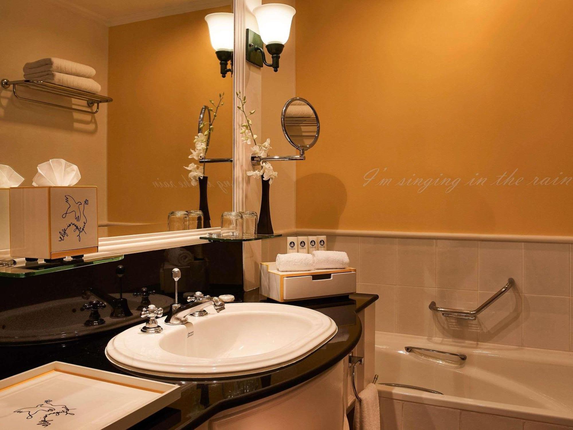 Chambre Lit King-Size Supérieure avec Accès au Club