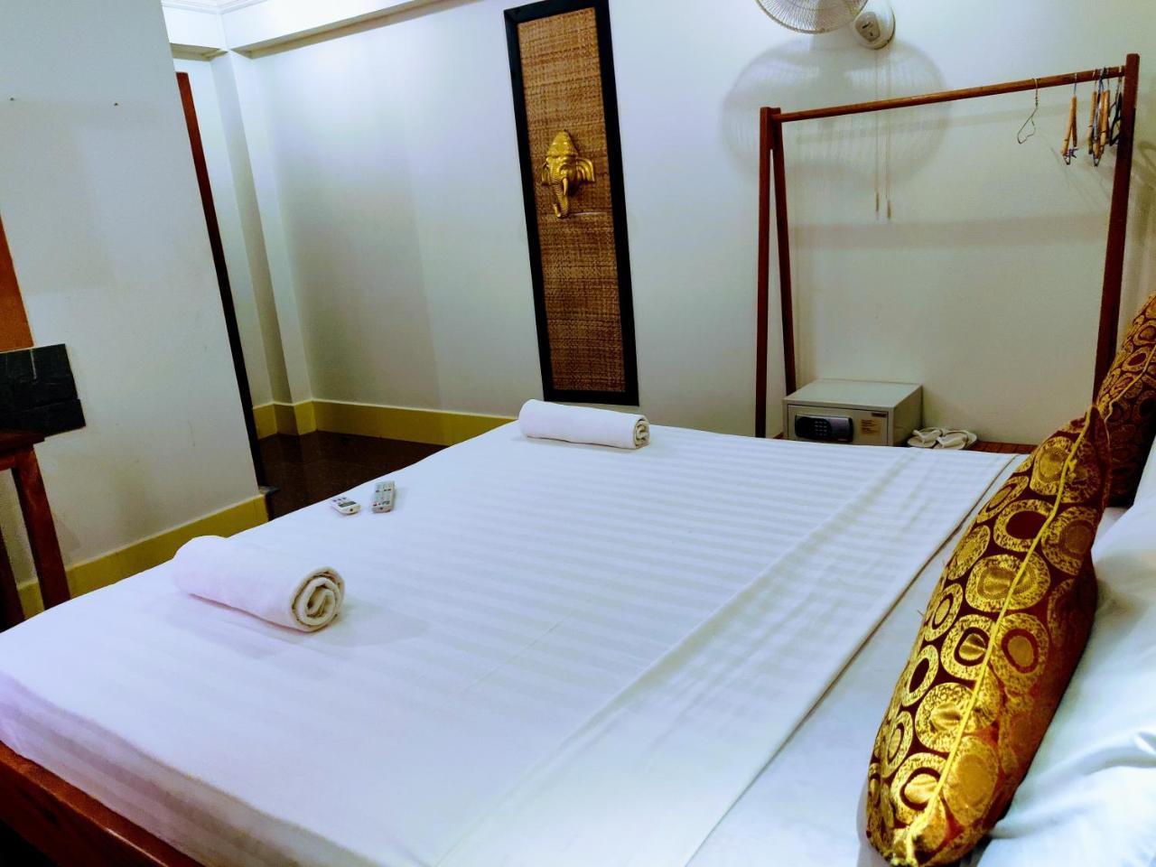 Chambre Double Standard - Navette vers l'Établissement Gratuite