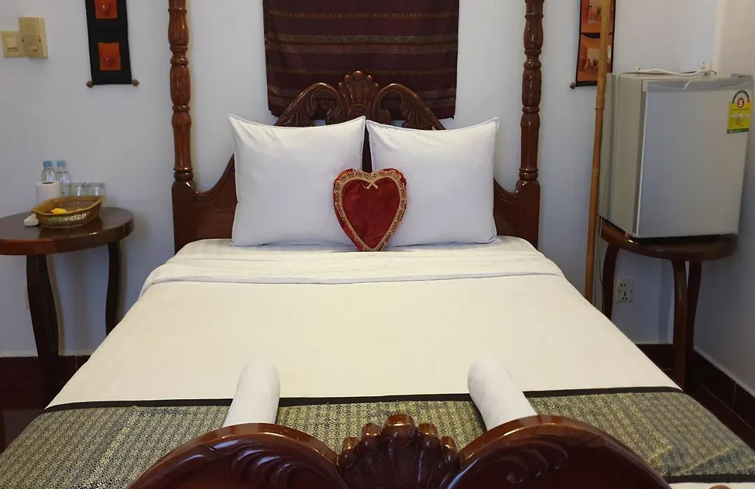 Smiley'S Guesthouse-1