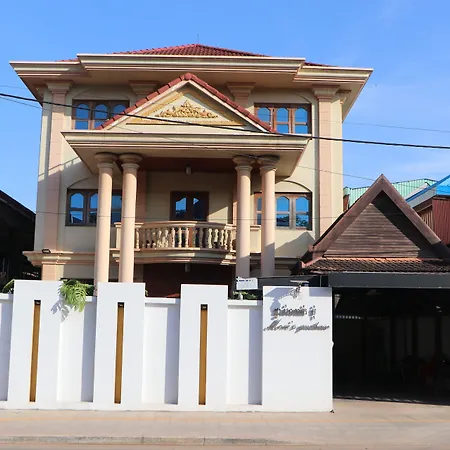 Mom'S Guesthouse-3